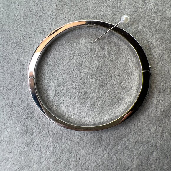 Danori CZ Channel Set, Silver Plated, Hinged Bracelet - NWOT - Picture 5 of 11